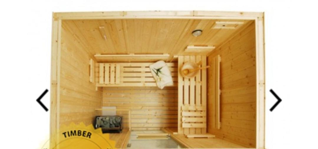 Apartment With Private Hot Tub, Sauna, Ice Bath, Gym Rainham  Luaran gambar