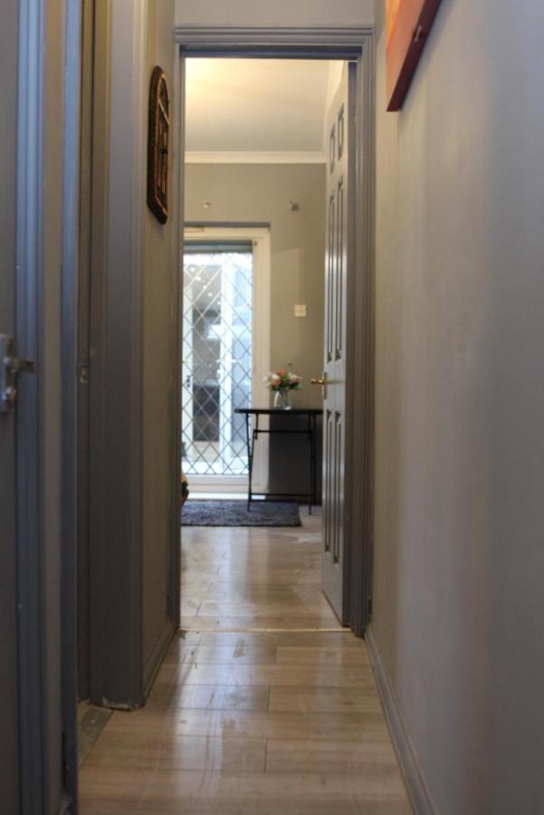 Apartment With Private Hot Tub, Sauna, Ice Bath, Gym Rainham  Luaran gambar
